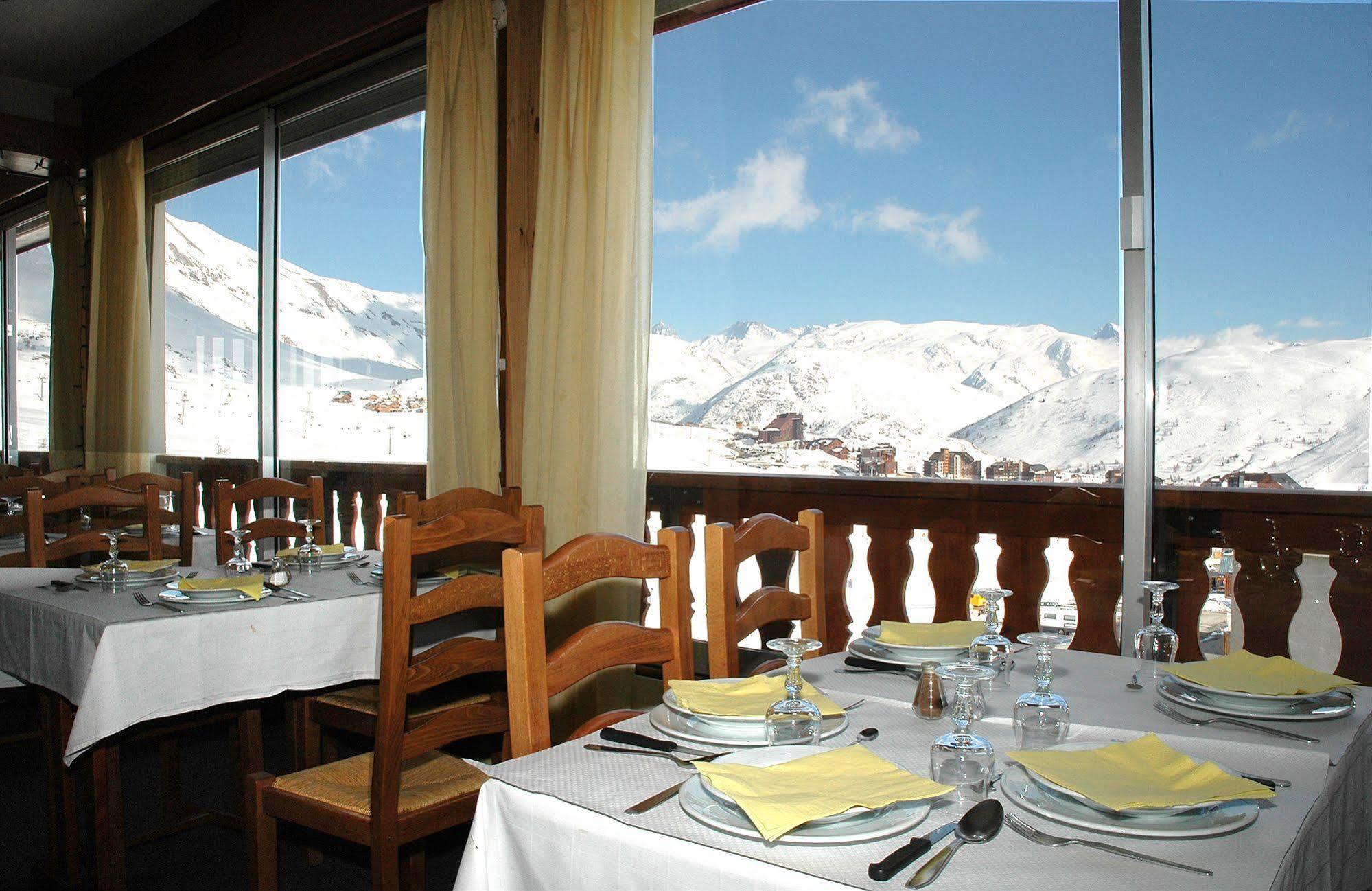 Hotel Eliova Le Chaix Alpe d'Huez Eksteriør billede
